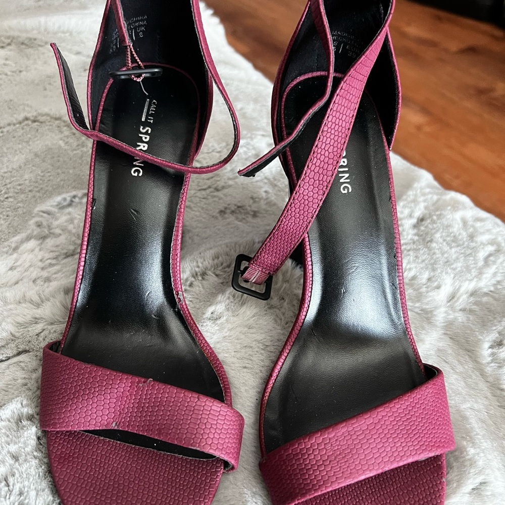 Call it spring burgundy high heels women’s sandals, size 8.5